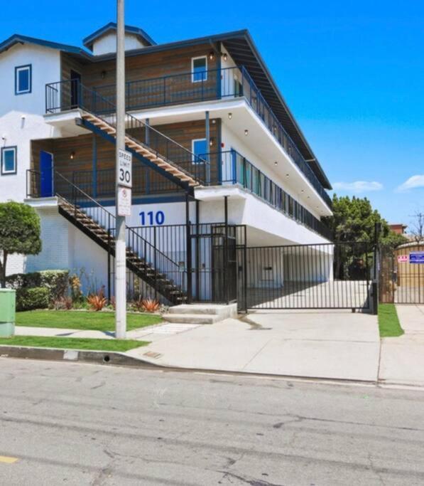 Stylish 2 Bed 1 And Half Bath Apartment Near Sofi Stadium, Lax, Forum Инглвуд Экстерьер фото